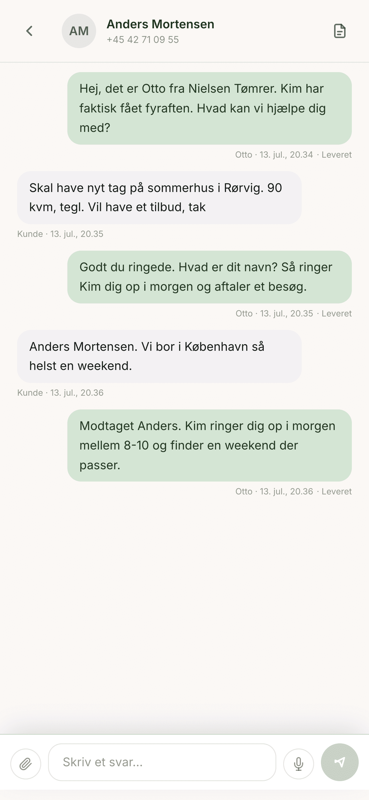 Skærmbillede fra appen: Otto svarer en kunde på SMS